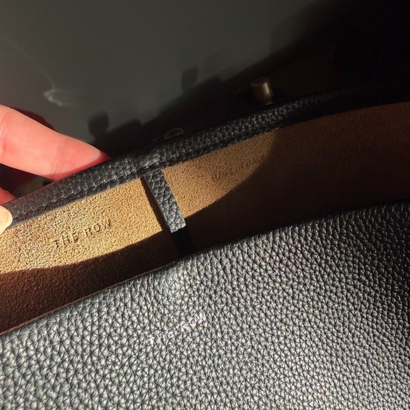 The Row Large Park Bucket Bag - Picture 3 of 11